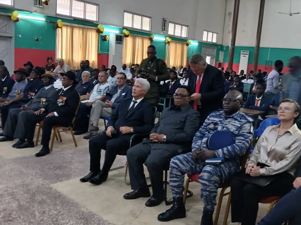 ANIMATION D’UN PANEL HISTORIQUE SUR LA PARTICIPATION DES AFRICAINS A LA SECONDE GUERRE MONDIALE PAR L’ASSOCIATION DES RUSSOPHONES EN CI, L’UNIVERSITÉ  – photo 12