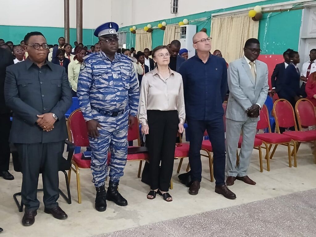 ANIMATION D’UN PANEL HISTORIQUE SUR LA PARTICIPATION DES AFRICAINS A LA SECONDE GUERRE MONDIALE PAR L’ASSOCIATION DES RUSSOPHONES EN CI, L’UNIVERSITÉ  – photo 16