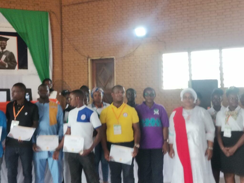 Réception de la délégation de l”UMECI par la Direction du PMFA et le Directeur du CIO D’ABIDJAN 04 – photo 6