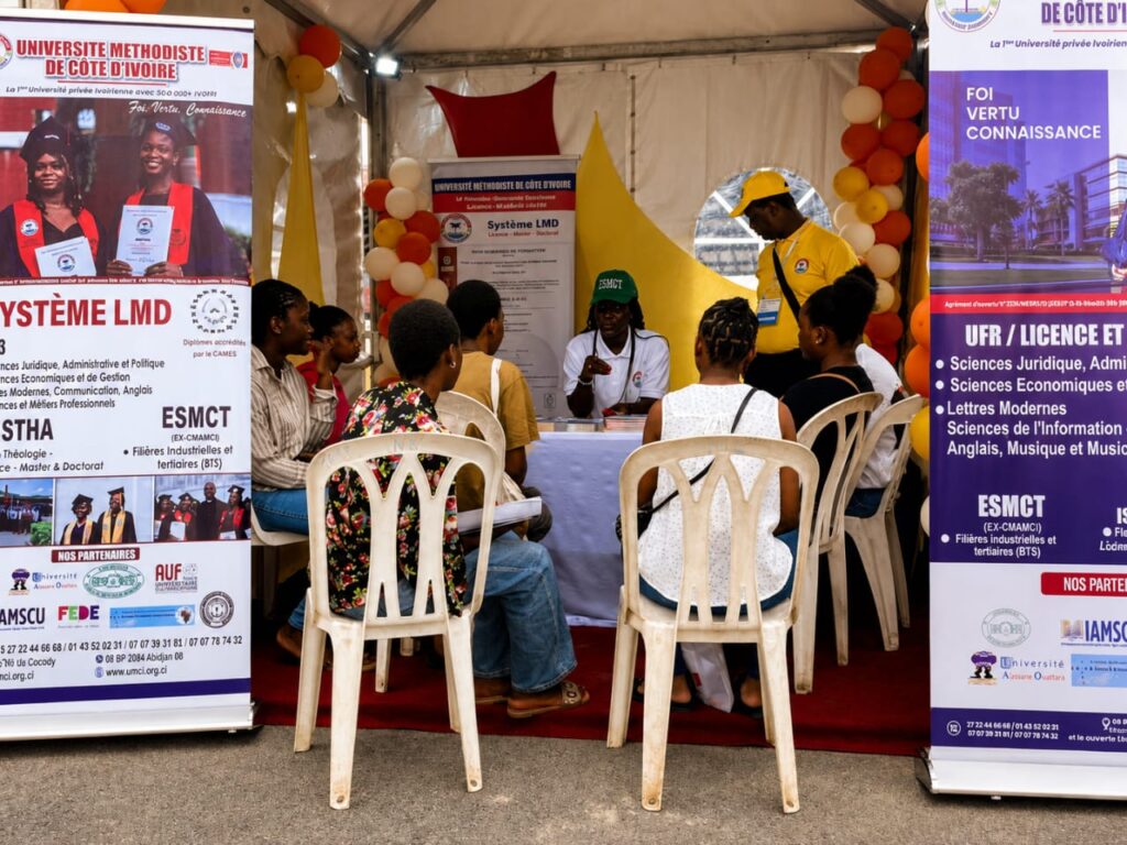 Le stand de l’UMECI aux Journées d’orientation de l’Agora de Koumassi