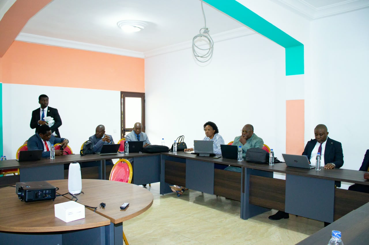 Salle des travaux de l’Assemblée générale du RUPA