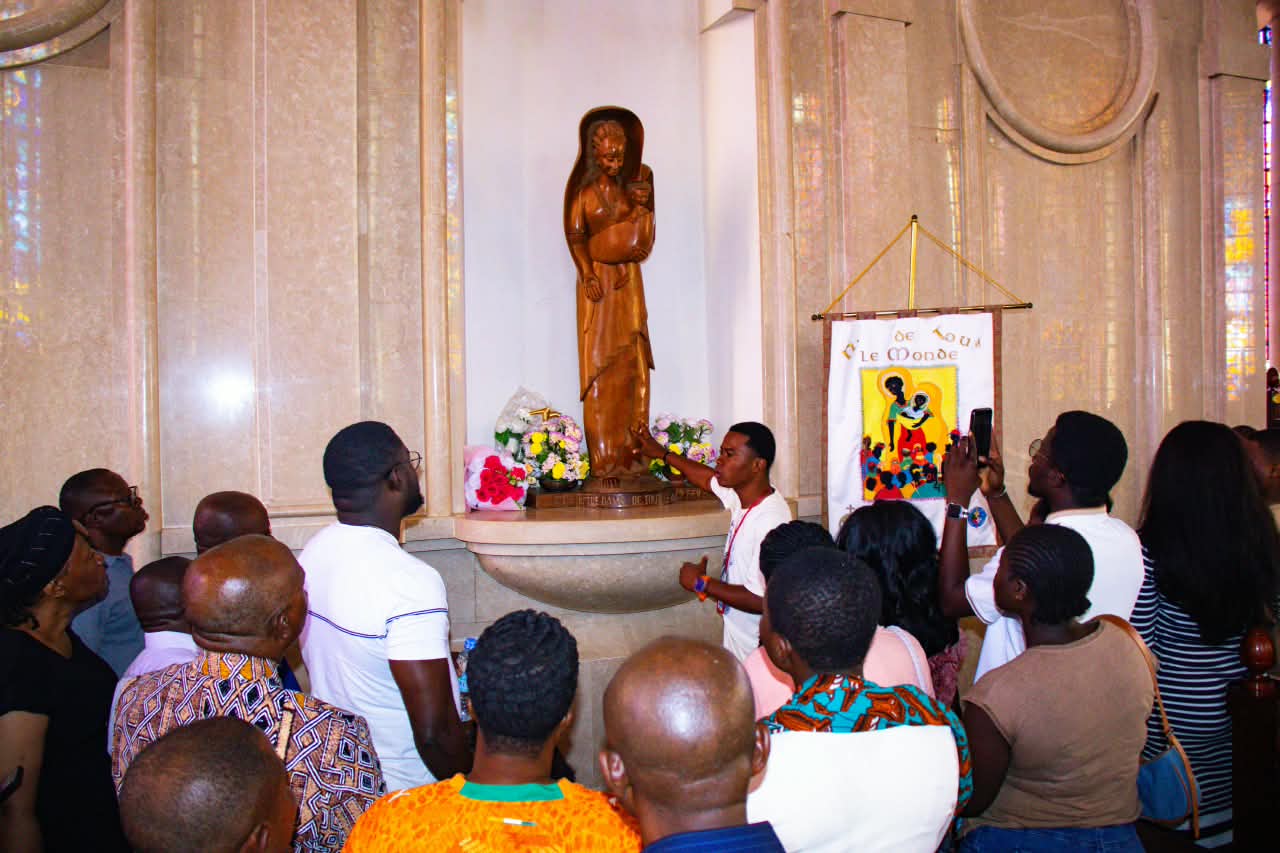 Visite de l’intérieur de la Basilique Notre-Dame de la Paix