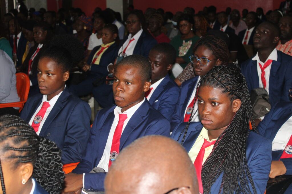 Réception des étudiants de première année de Licence, BTS et de Master, au titre de la rentrée académique 2024-2025 – photo 97