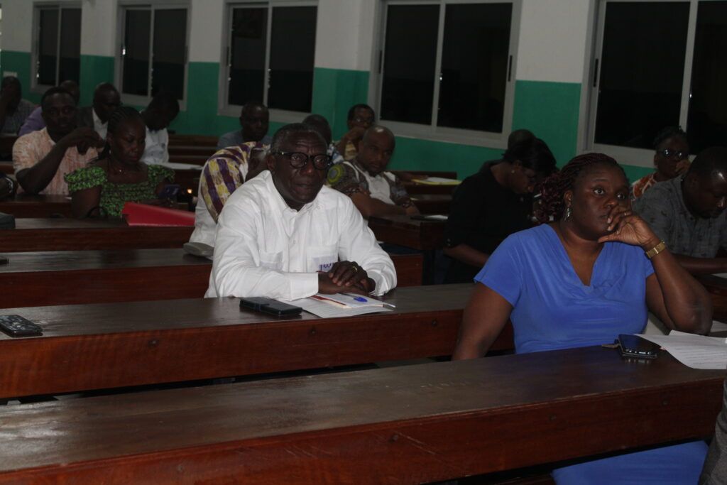 la Direction de L’UMECI a rencontré le jeudi 19 septembre à l’amphi Docteur Aouti tous les enseignants – photo 7